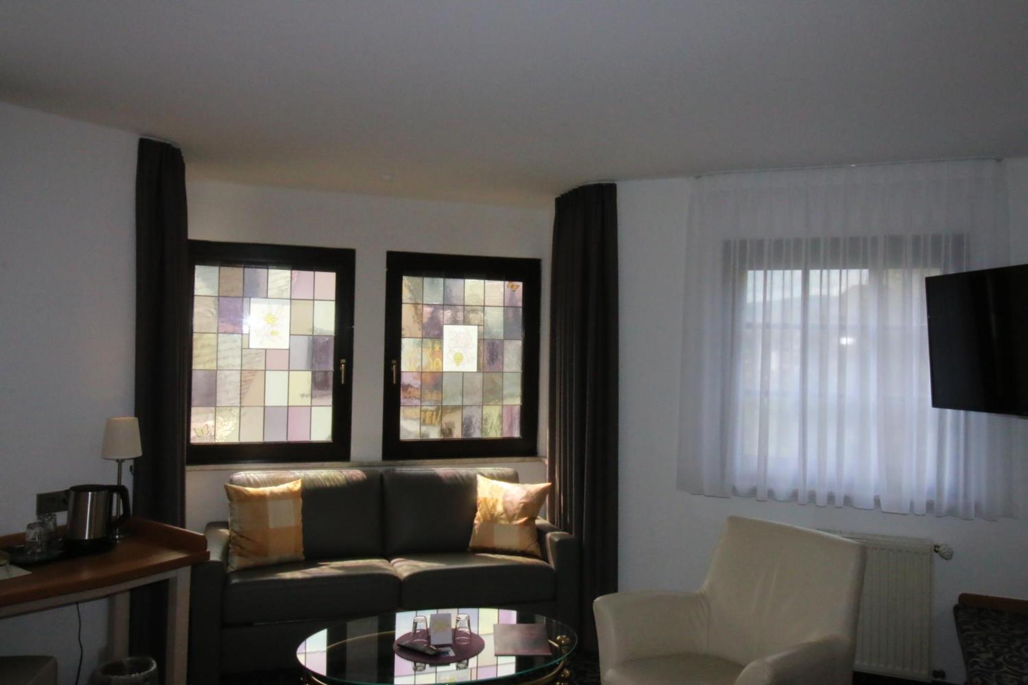 Hotel Trapp Rudesheim am Rhein Bagian luar foto