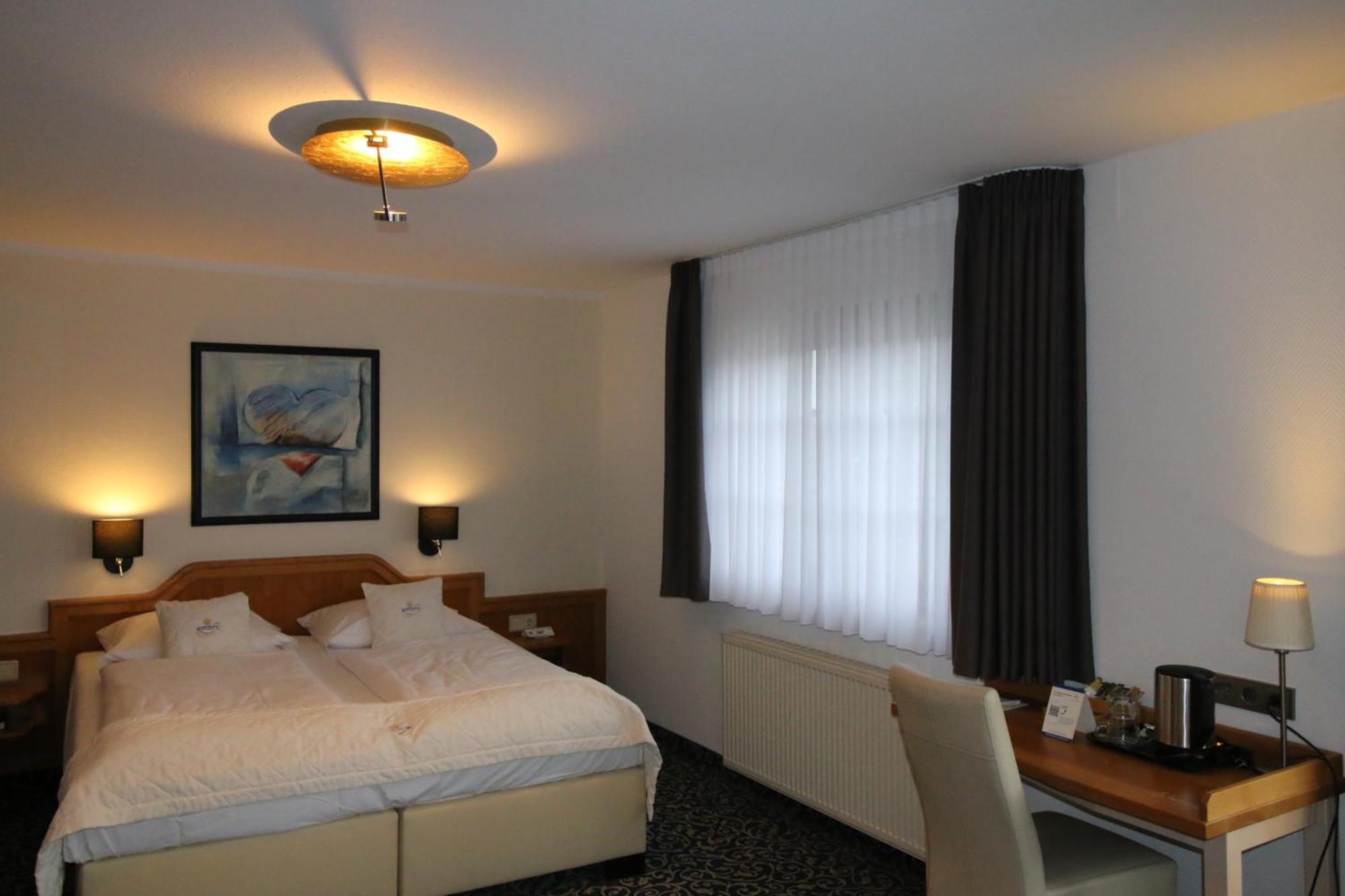 Hotel Trapp Rudesheim am Rhein Bagian luar foto