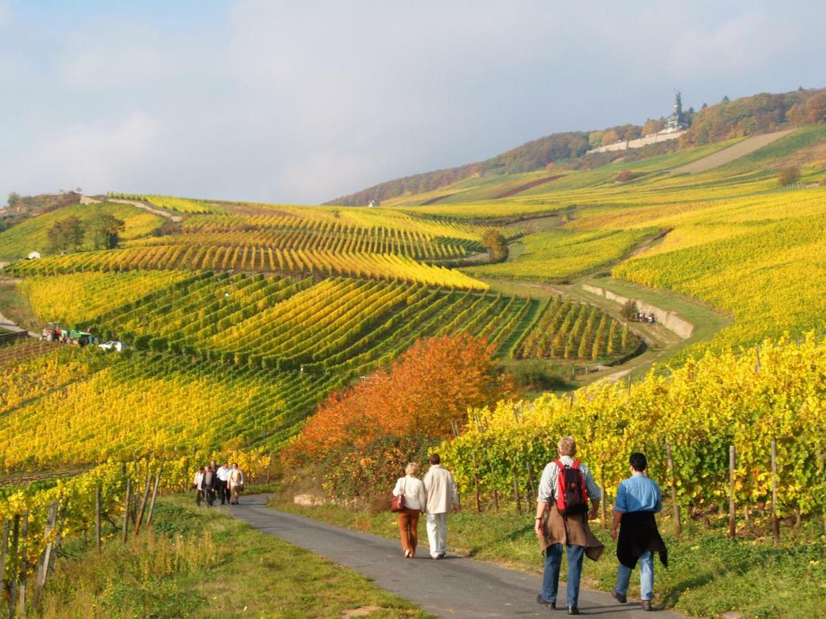 Hotel Trapp Rudesheim am Rhein Bagian luar foto