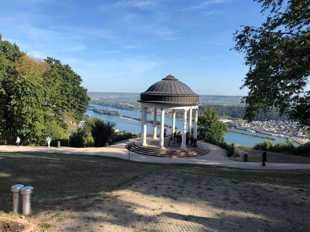 Hotel Trapp Rudesheim am Rhein Bagian luar foto